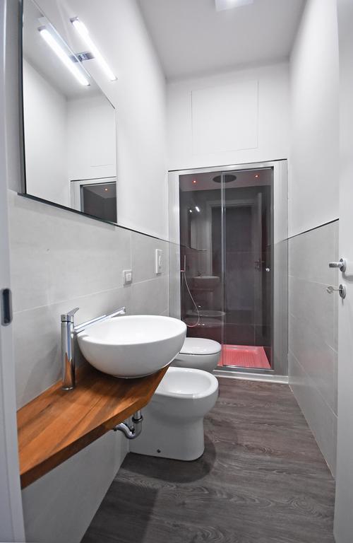 Minimal Rooms กัลลีโปลี ภายนอก รูปภาพ